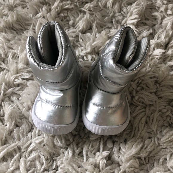 Native Chamonix baby booties - Picture 3 of 6